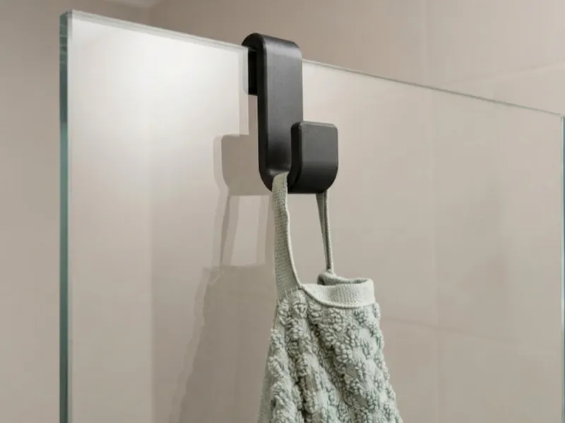 Bathroom towel hook