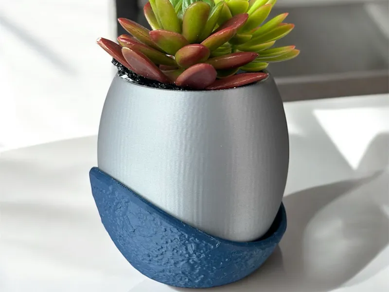Simple Pot with Base