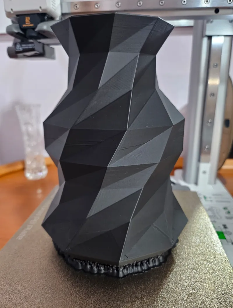 Vaso low poly