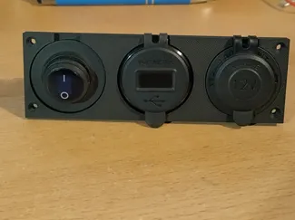 Panelmount Rahmen für 3 runde  Zubehörteile