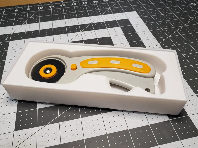 Gridfinity Bin - 2x5 - Rotary Cutter Holder