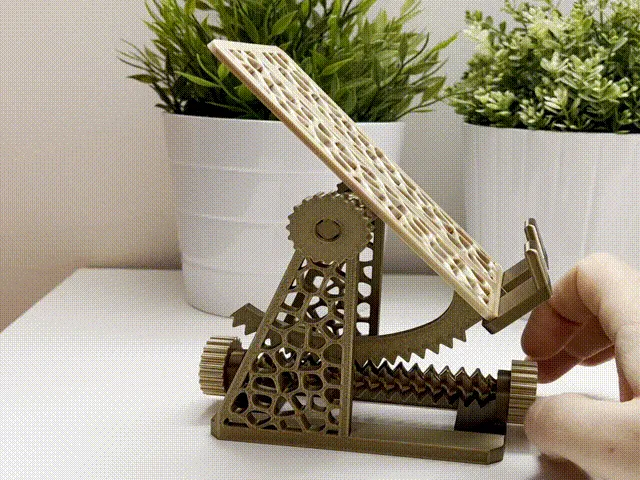 Adjustable phone stand