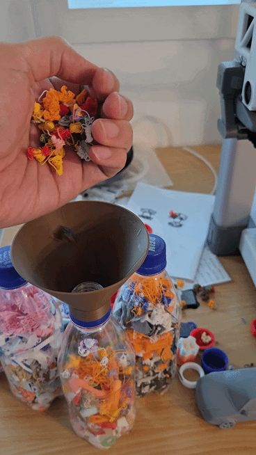 bottle cap funnel to collect waste in PET bottles