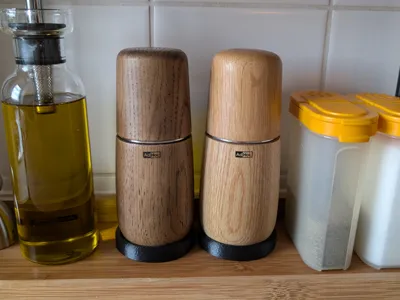 Ad Hoc Spice Grinder Salt/Pepper Mill