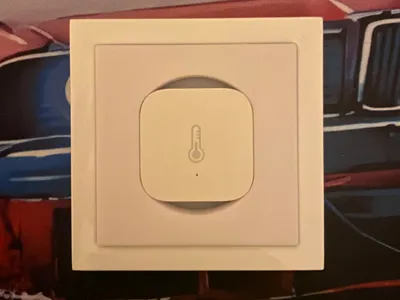 Busch Jäger Future Line Aqara Temperature Sensor
