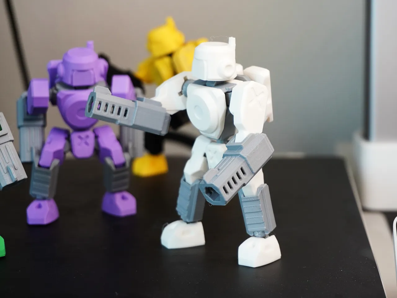 Ion Blaster Mecha - Model Kit view 3