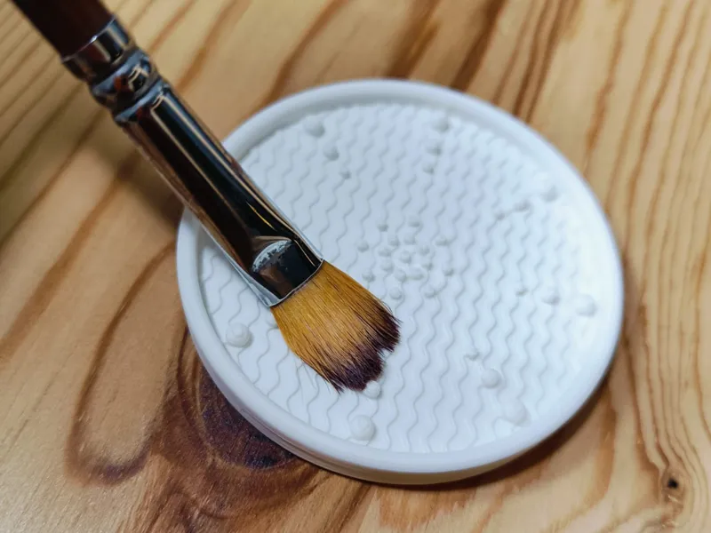 Simple Brush Cleaner Pad
