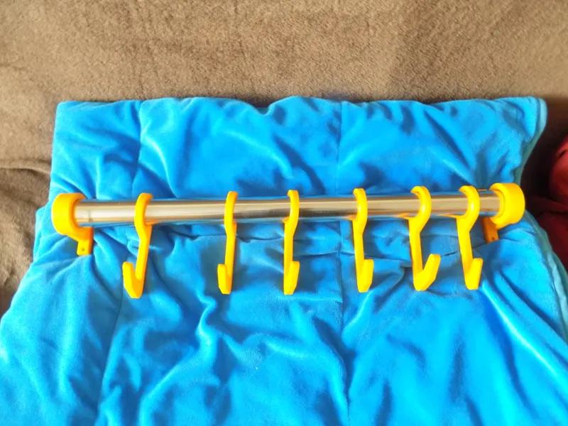 Wall hanger for clothing