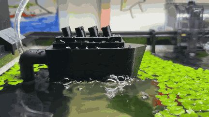 Titanic attachment for dual sponge filter outlet