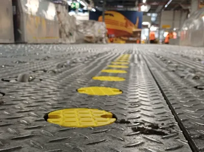 Ultimate Stopper with DHL Logo