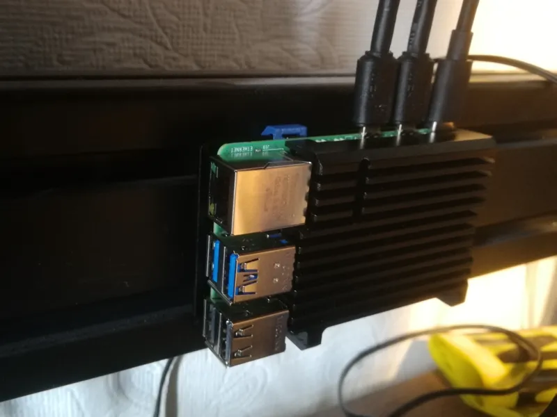 Raspberry Pi ITEM-Profile 8 40x80 Mounting Bracket