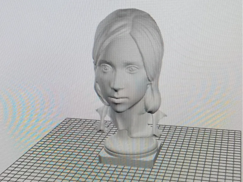 statue Ellie tlou