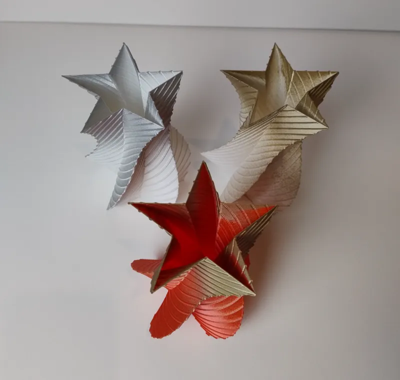 Shooting Star Vase Christmas Themed