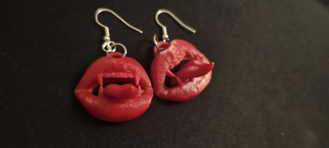 Vampire Kiss Earrings view 3