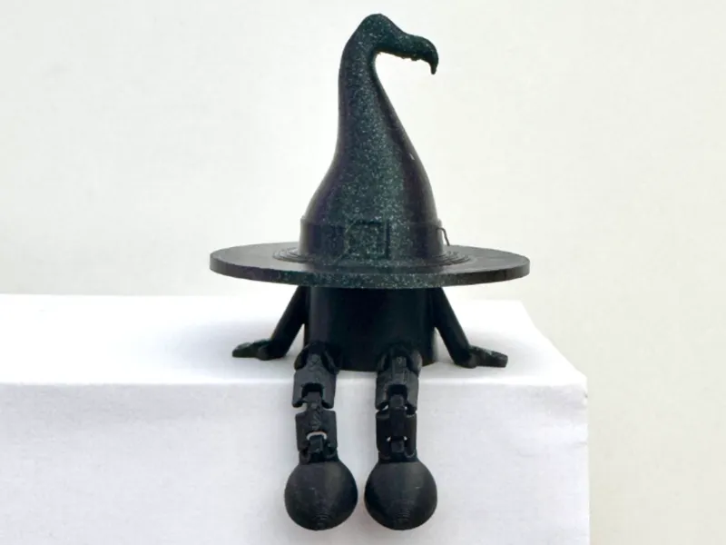 Halloween Witches Hat Articualted Desk Buddy