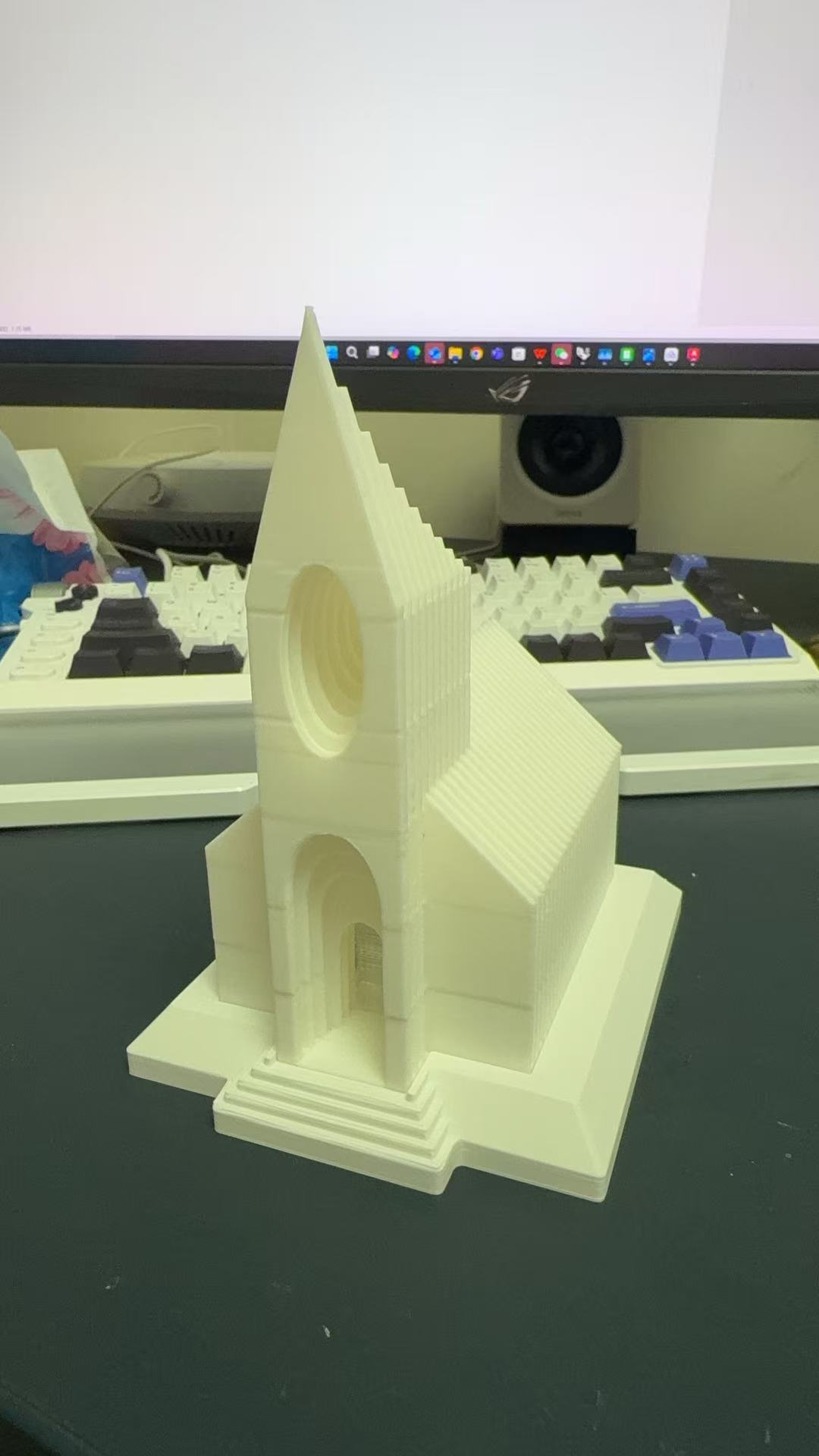 Miniatura 2 do modelo 3D 纯白礼堂小夜灯