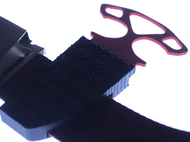 Shadow daggers knive CS2 prop fake knife