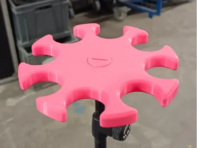 Multi-microphone stand