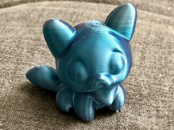 Petit chien mignon