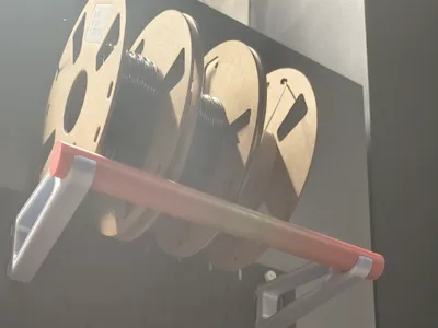 Filament holder rod