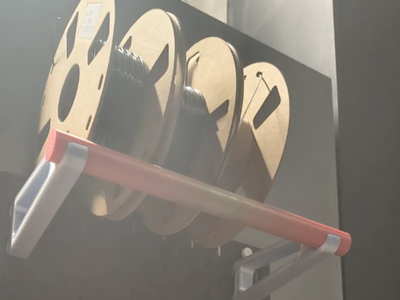 Filament holder rod