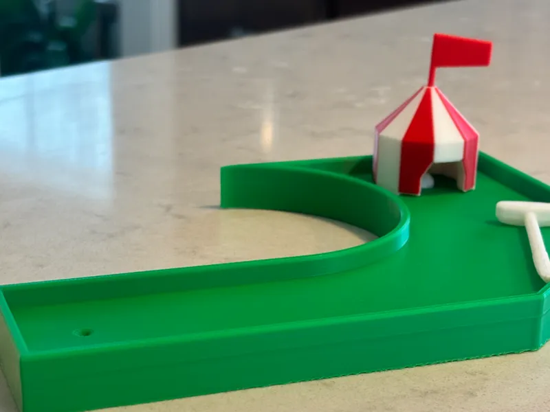 Minigolf Hole 8/18 Step Right Up! Course 1