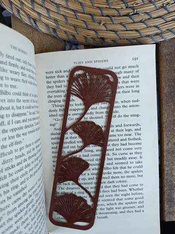 Accesorio de lectura: Ginkgo Botanical Bookmark — vista de referencia 5