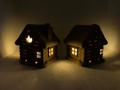 Small Snowy Christmas House (2 Light Variants)