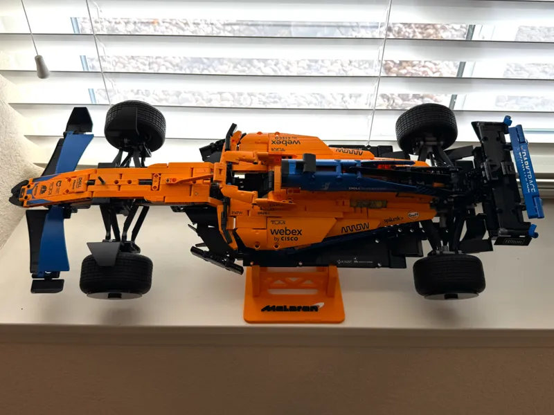 Brick F1 McLaren Display Stand