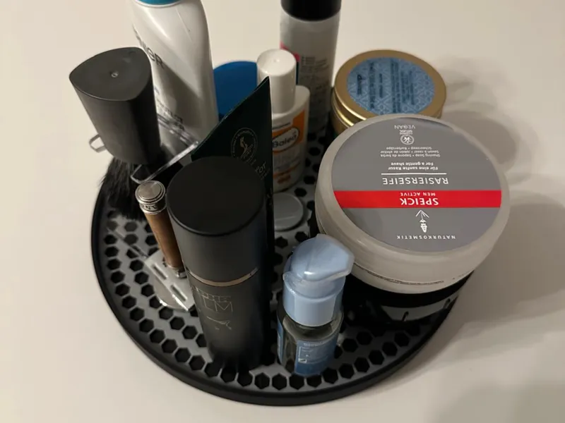 Low-Profile Lazy Susan Turntable with Drip Tray