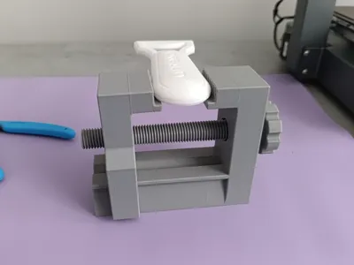 Precision Compact Vise (10-55mm) - Side Access