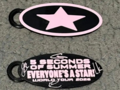 5 Second of Summer Everyone's a Star Keychain