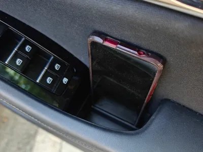 Mazda 3 2019-2026 RHD door handle storage