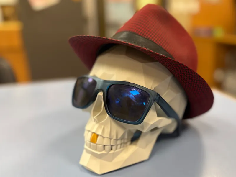 Low Poly Skull Gold Tooth Hat & Headphone Stand