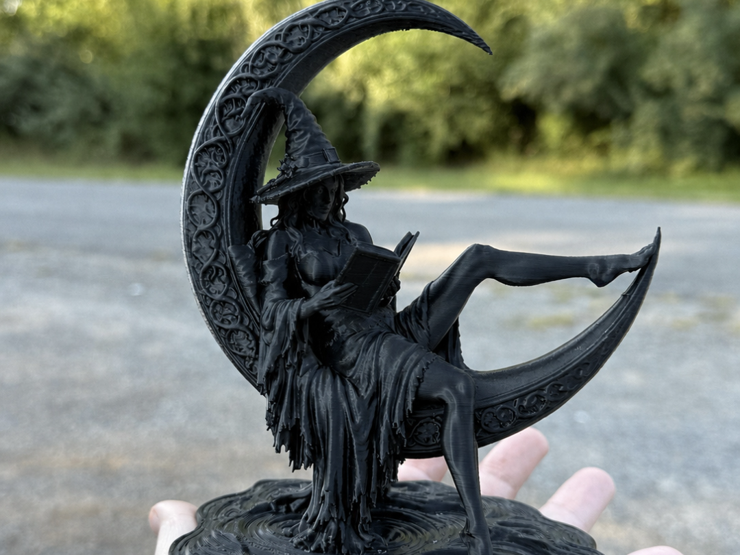 Witch on Moon - 1