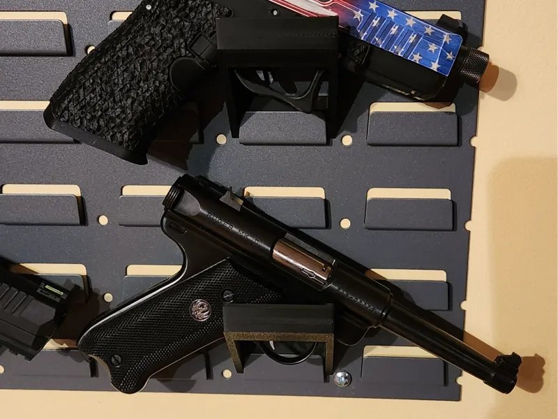 Louvered Panel (SecureIt) Pistol Holder