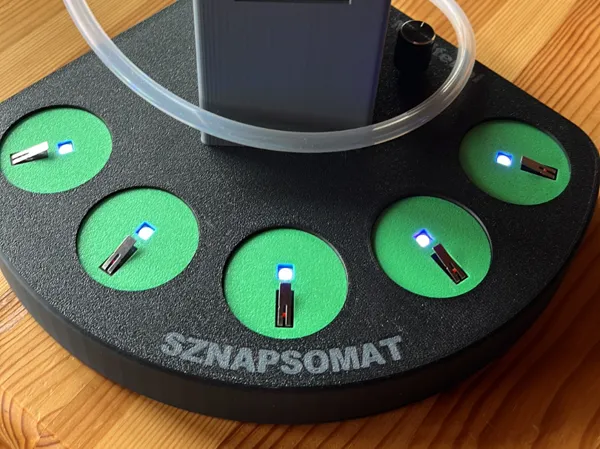 https://makerworld.bblmw.com/makerworld/model/USa9eedc81342d9a/design/2025-06-04_39968a2d723bf8.jpg