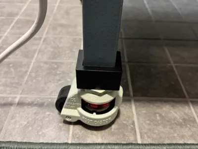 Heavy duty wheels adapter for Küpper workbench