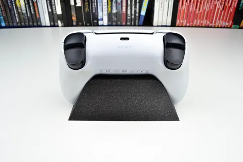 PS5 Controller Stand (Dualsense) view 2