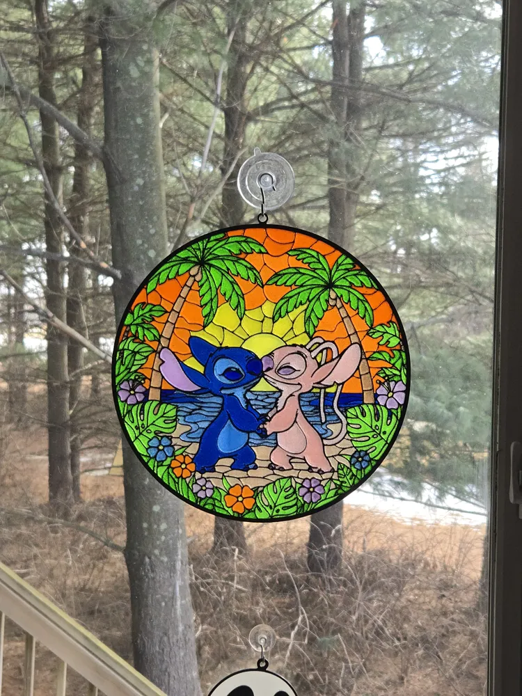 Stained Glass Alien character - Free 3D Print Model - MakerWorld