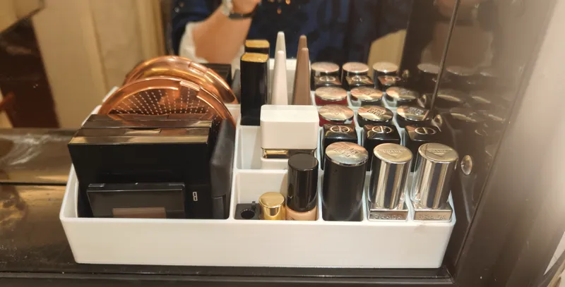 化妆品收纳Makeup organizer 1