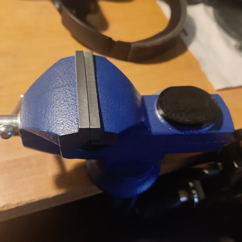Tabletop vice clamp cover