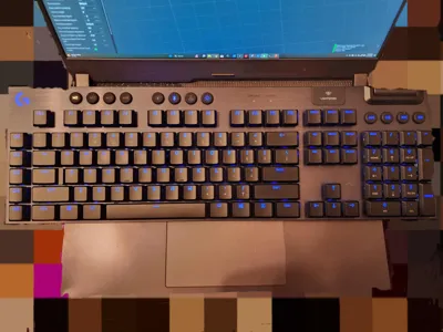 ROG STRIX G15 keyboard stand