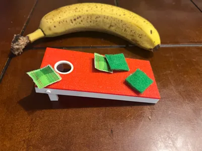 Elf Cornhole Set with fully articulating legs