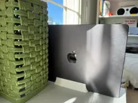 MacBook Pro 14"