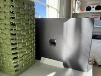 MacBook Pro 16"