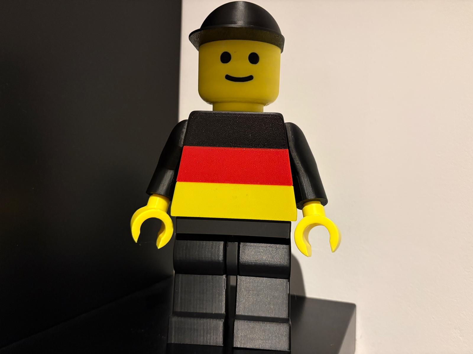 Brickman Deutschland 20cm Figur 500%