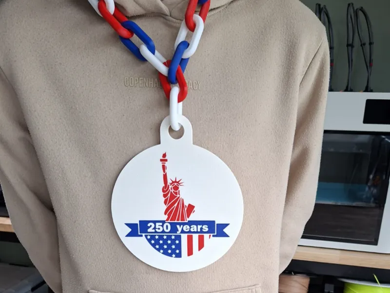 America's Birthday Hype Chain - Statue of Liberty