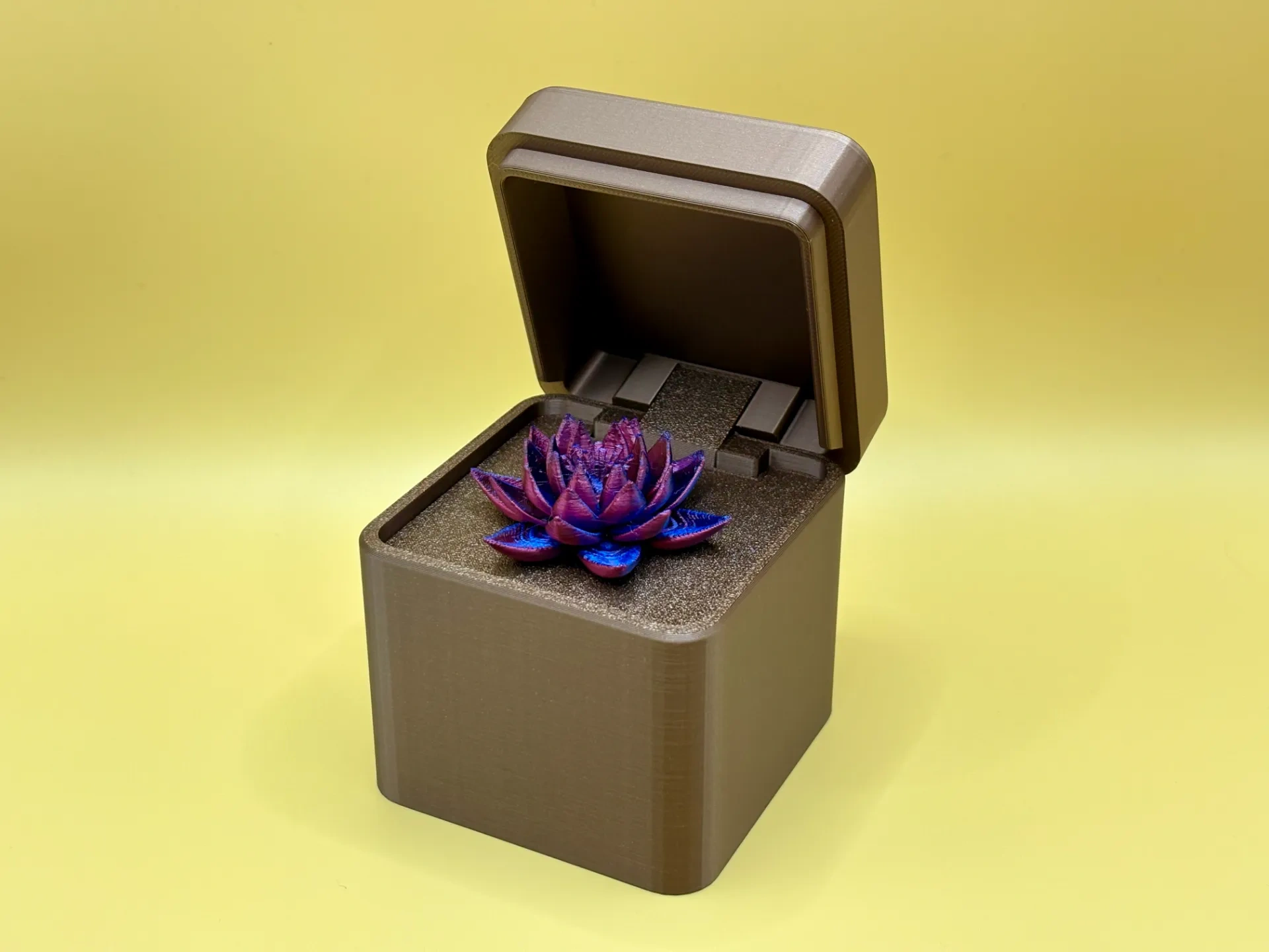 Miniatura 3 do modelo 3D 旋转睡莲八音盒