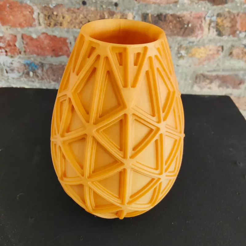 Vase multicouches